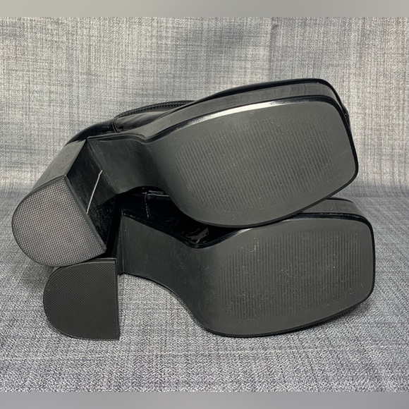 Steve Madden Women's Bianca Black Patent Platform Square-Toe Booties - Picture 5 of 6